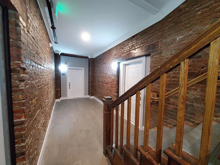 122 Remsen St — Photo 28
