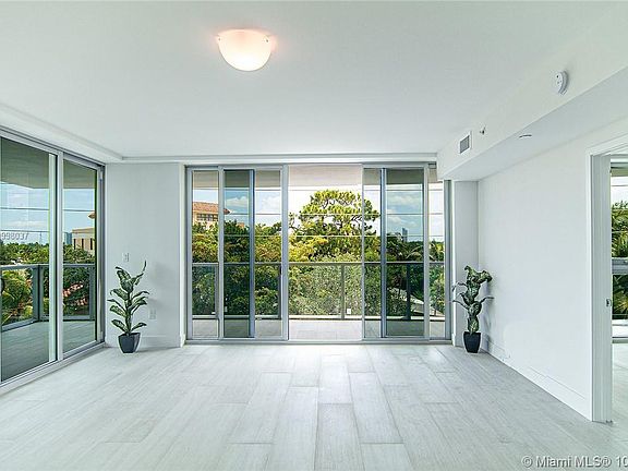 4th image of 13800 Highland Dr #406