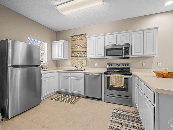 5th image of 7101 Joy St APT D4
