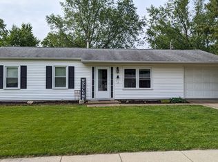 2505 Sangamon Dr, Champaign, IL 61821