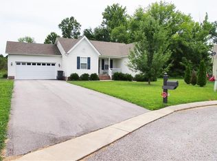 1957 Littleton Ct, Columbia, TN 38401