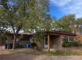 959 Acequia De Las Joyas, Santa Fe, NM 87505