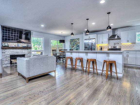 4th image of this home