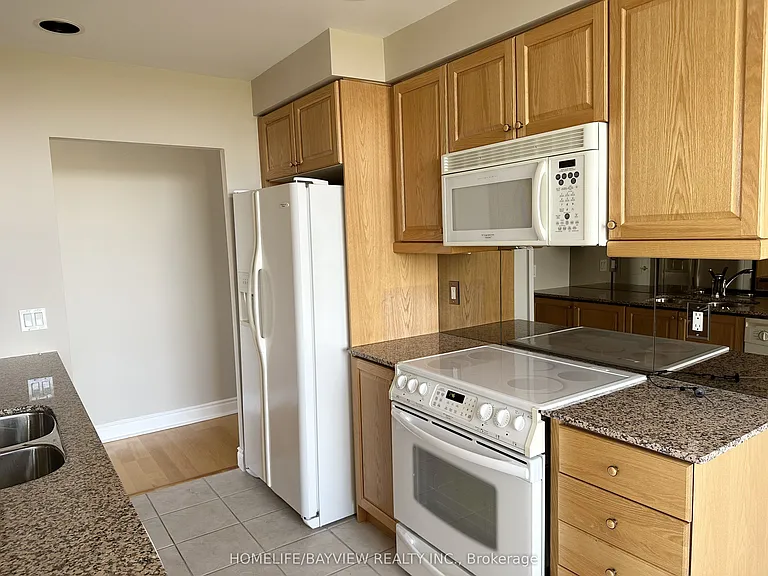 1101 Leslie St #706 — Photo 11