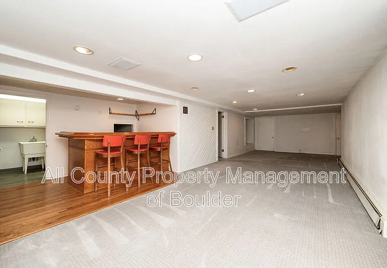 701 S Miller Ave — Photo 12