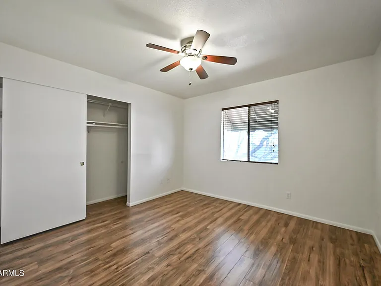 729 E Cochise Dr #B — Photo 18
