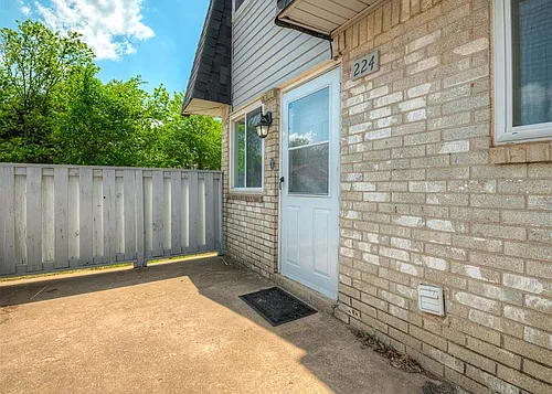 240 Justin Dr Photo 1