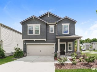 7104 Saltpeter St, Charlotte, NC 28215