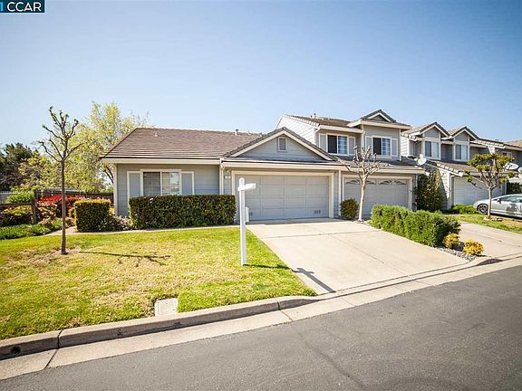 2nd image of 225 Heron Dr