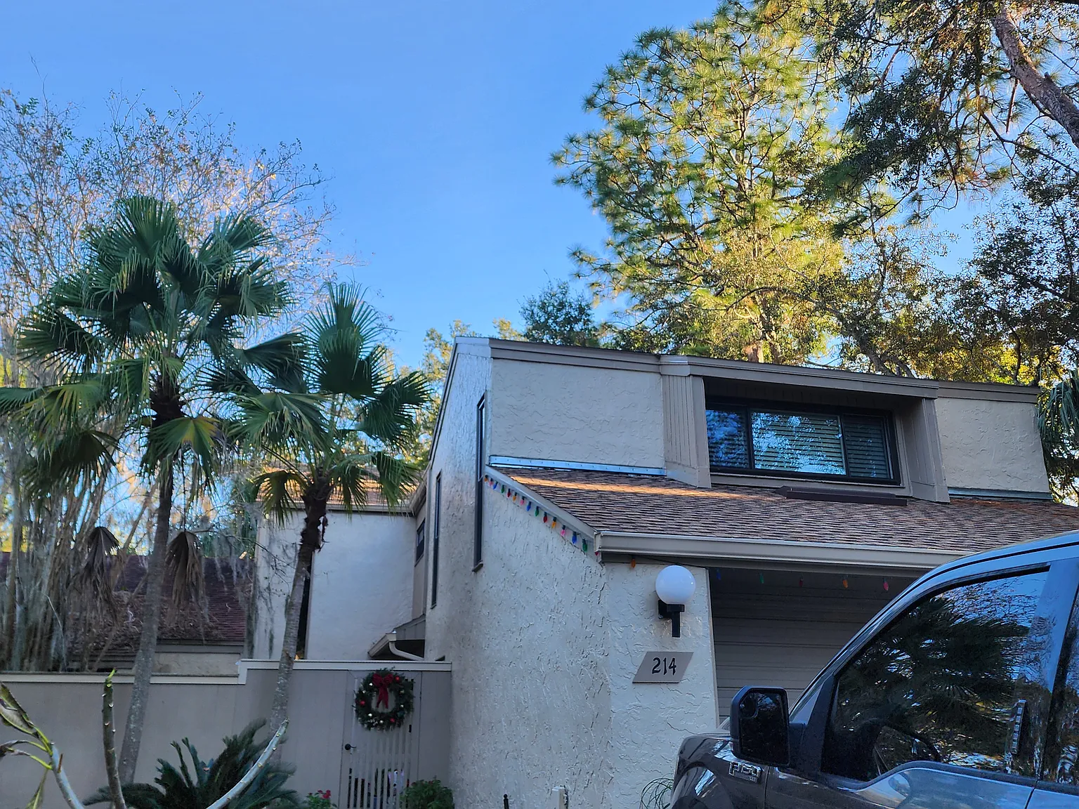 4 bed, 2.5 bath, 2743 sqft, $3,500 — Photo 2
