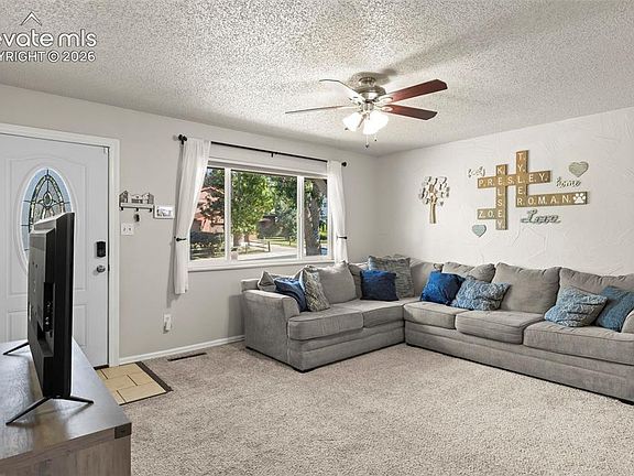5th image of 4625 S Sleepy Hollow Cir