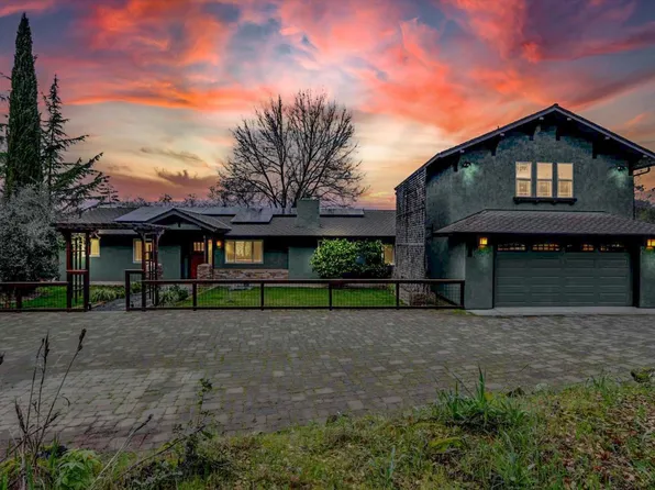 15136 Beyers Ln, Grass Valley, CA 95949