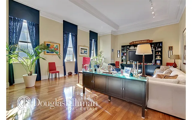 Rented by Douglas Elliman | media 3