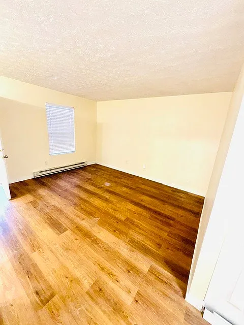 4138 N Edmondson Ave — Photo 3