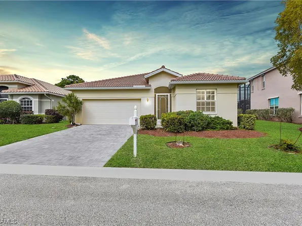 13051 Lake Meadow Dr, Fort Myers, FL 33913