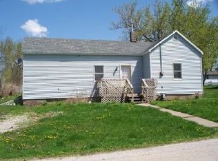 411 W Porter St, What Cheer, IA 50268