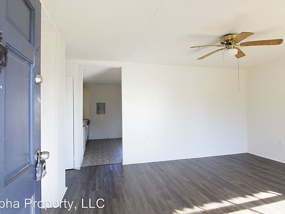 3rd image of 17 Henderson Ave