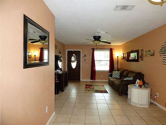 4th image of 1605 Elgin Ave