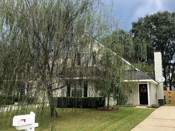 2nd image of 13470 Locust Hill Dr