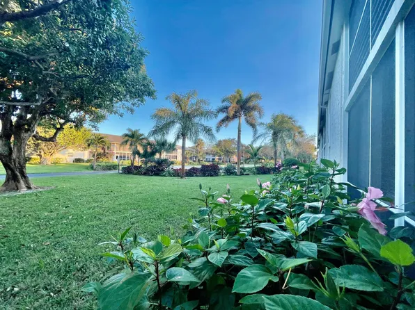 10 Garden Street #106s, Tequesta, FL 33469