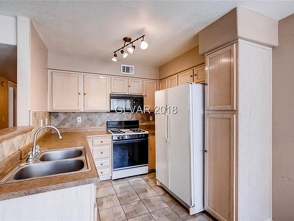 4th image of 5261 Caspian Springs Dr Unit 203