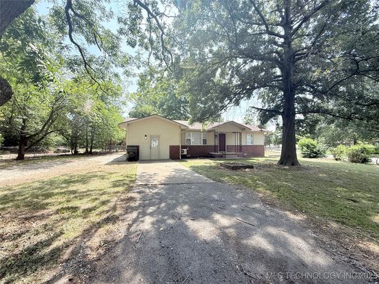 1901 Sallie St, Muskogee, OK 74403