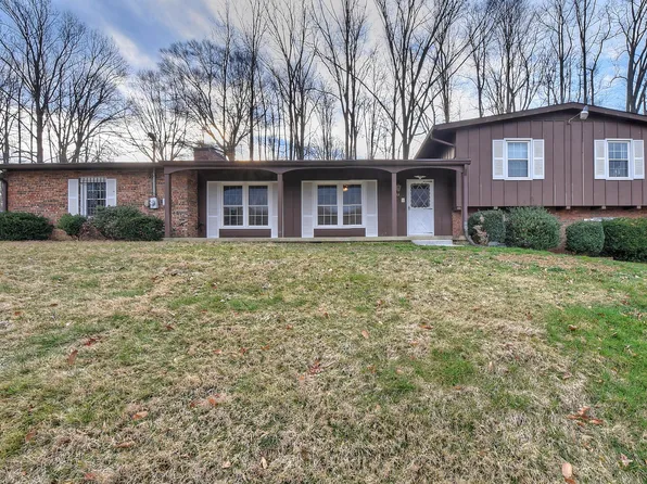 224 Poplar Hill Dr, Johnson City, TN 37604