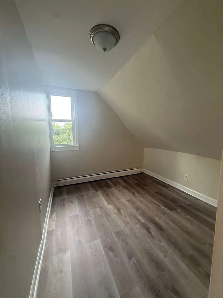 2 bed, $1,450 — Photo 3