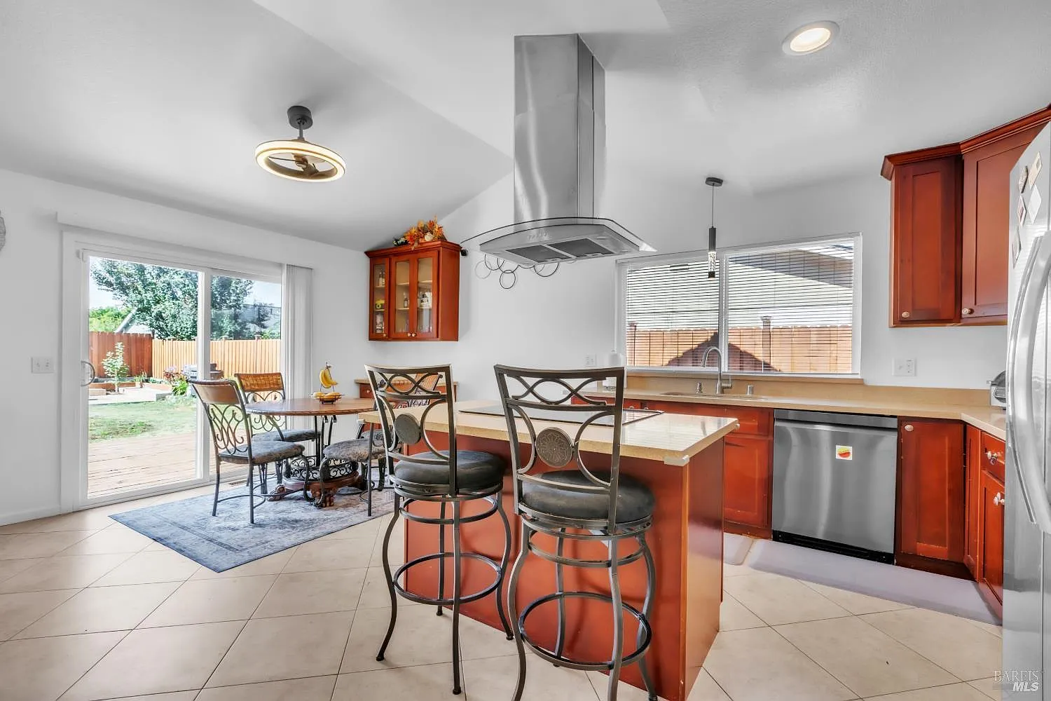 2386 Baggett Drive - Photo 3