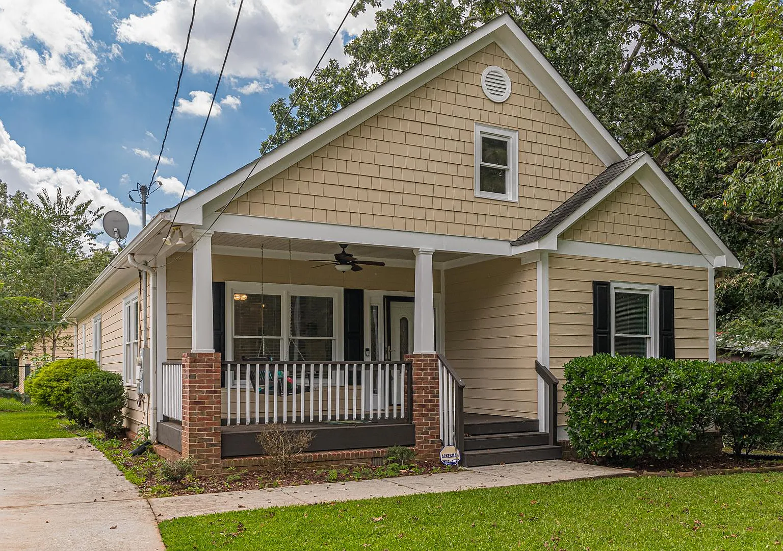 3 bed, 1626 sqft, $2,500 — Photo 3