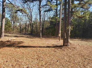 104 Silver Fox Ct, Romance, AR 72136