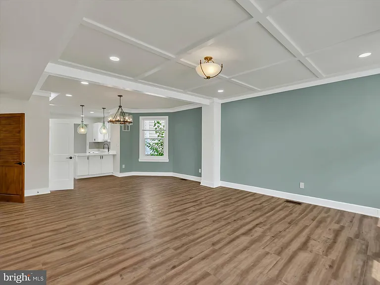 4210 4th St NW — Photo 5