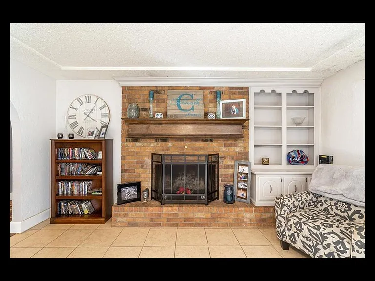 1312 Val Genes Rd — Photo 5