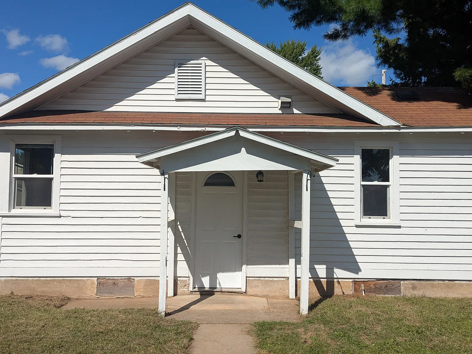 2 bed, 695 sqft, $1,200 — Photo 3