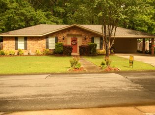 1512 Plum St, Crossett, AR 71635