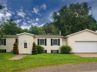 4425 S Washington St, North East, PA 16428