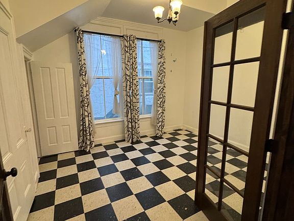 4th image of 321 B St