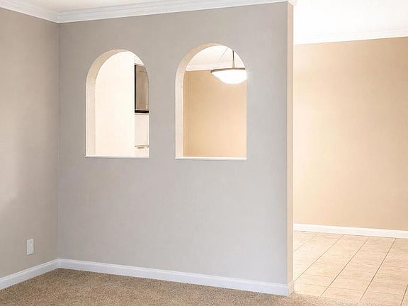 4th image of 2825 N Los Felices Rd Unit 107