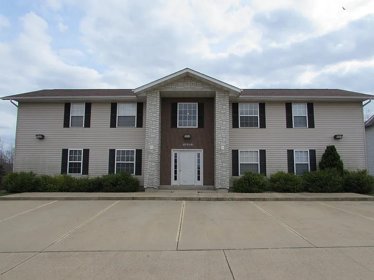 22710 Hanley Ln — Photo 1