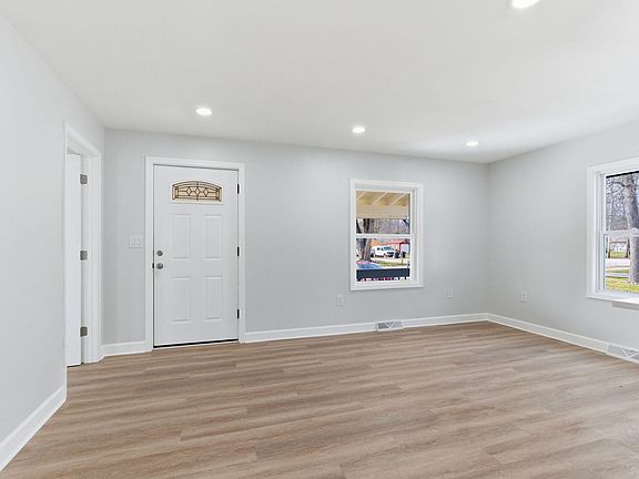5th image of 2485 Swanson Rd