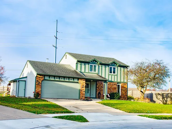 10404 Thatcher Ct, Fort Wayne, IN 46845