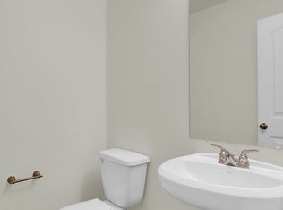 51 Overlook Dr #L, Hanover, PA 17331