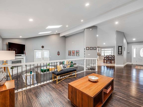 5th image of 4923 E Harvey Way