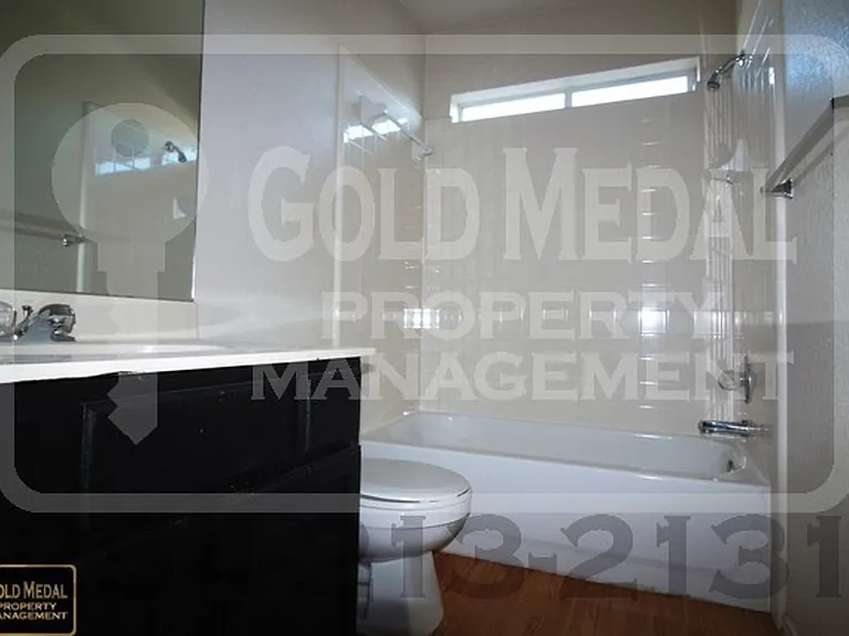 2806 Cantabrian Dr — Photo 7