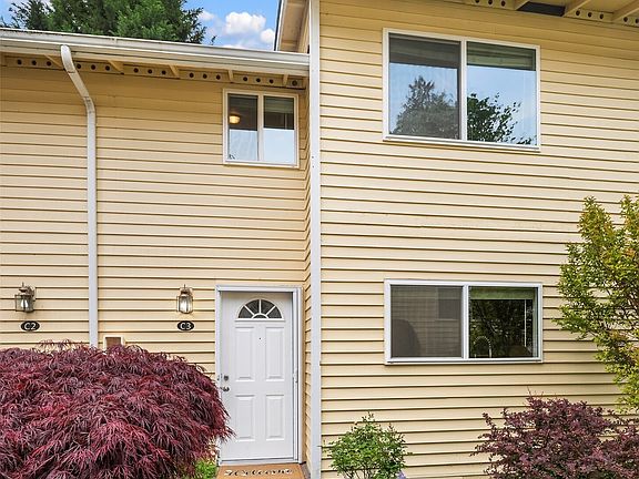 3rd image of 10020 NE 120th Street #C3