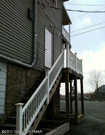 3rd image of 1434 Pocono Blvd APT 201
