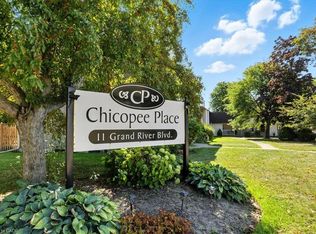 11 Grand River Blvd #29, Kitchener, ON N2A 2T2