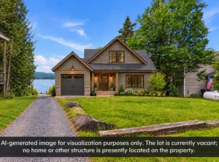 221 Beach Rd, Pittsburg, NH 03592