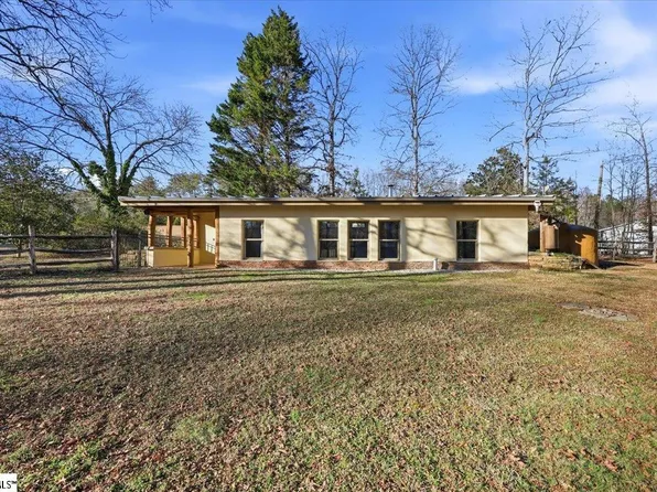 20 Hudson Rd, Travelers Rest, SC 29690