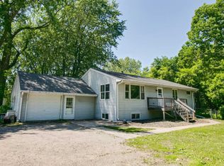 11074 278th St, Chisago City, MN 55013